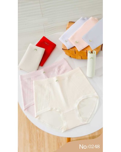New skin-friendly antibacterial breathable comfortable cotton women’s underwear panties in a large size